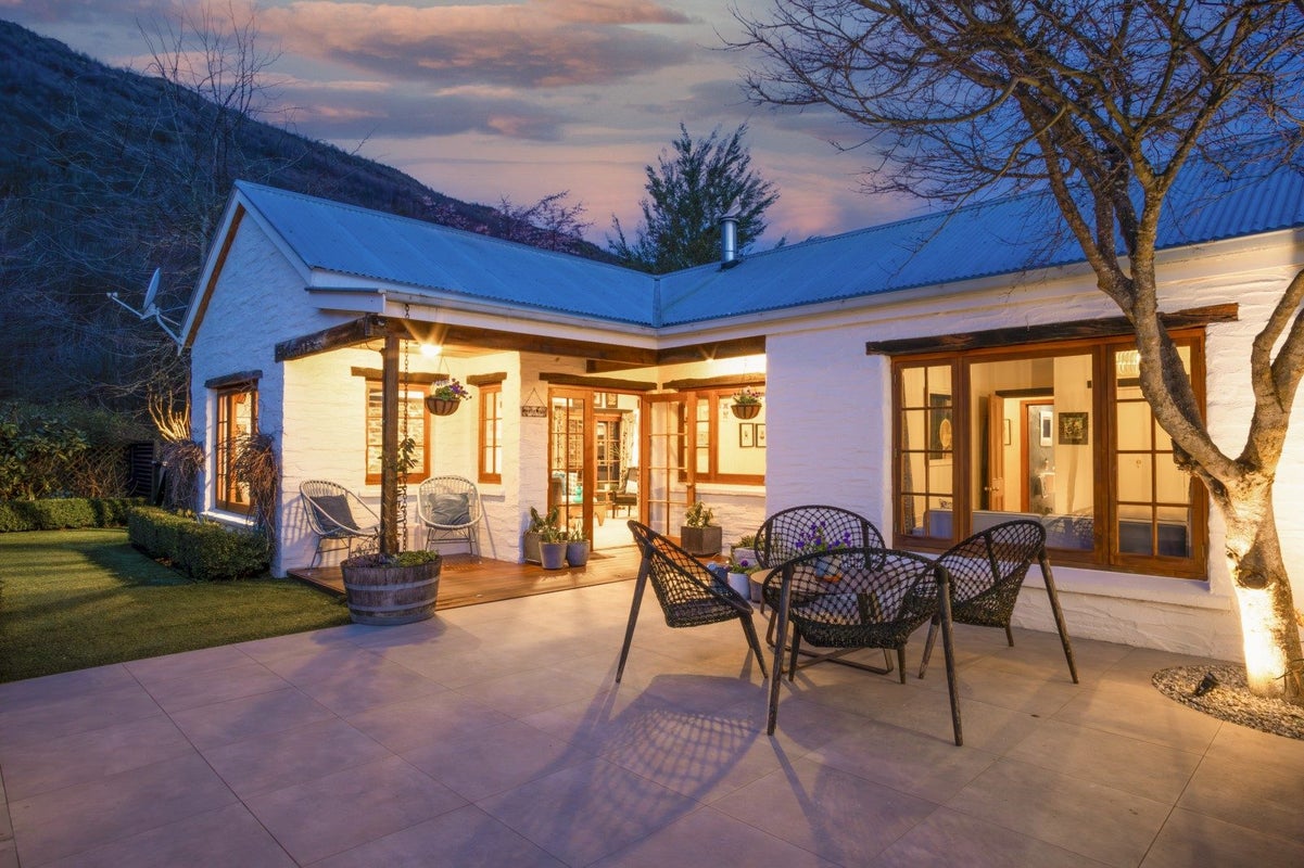 21A Nairn Street, Arrowtown, Arrowtown - Carousel 1