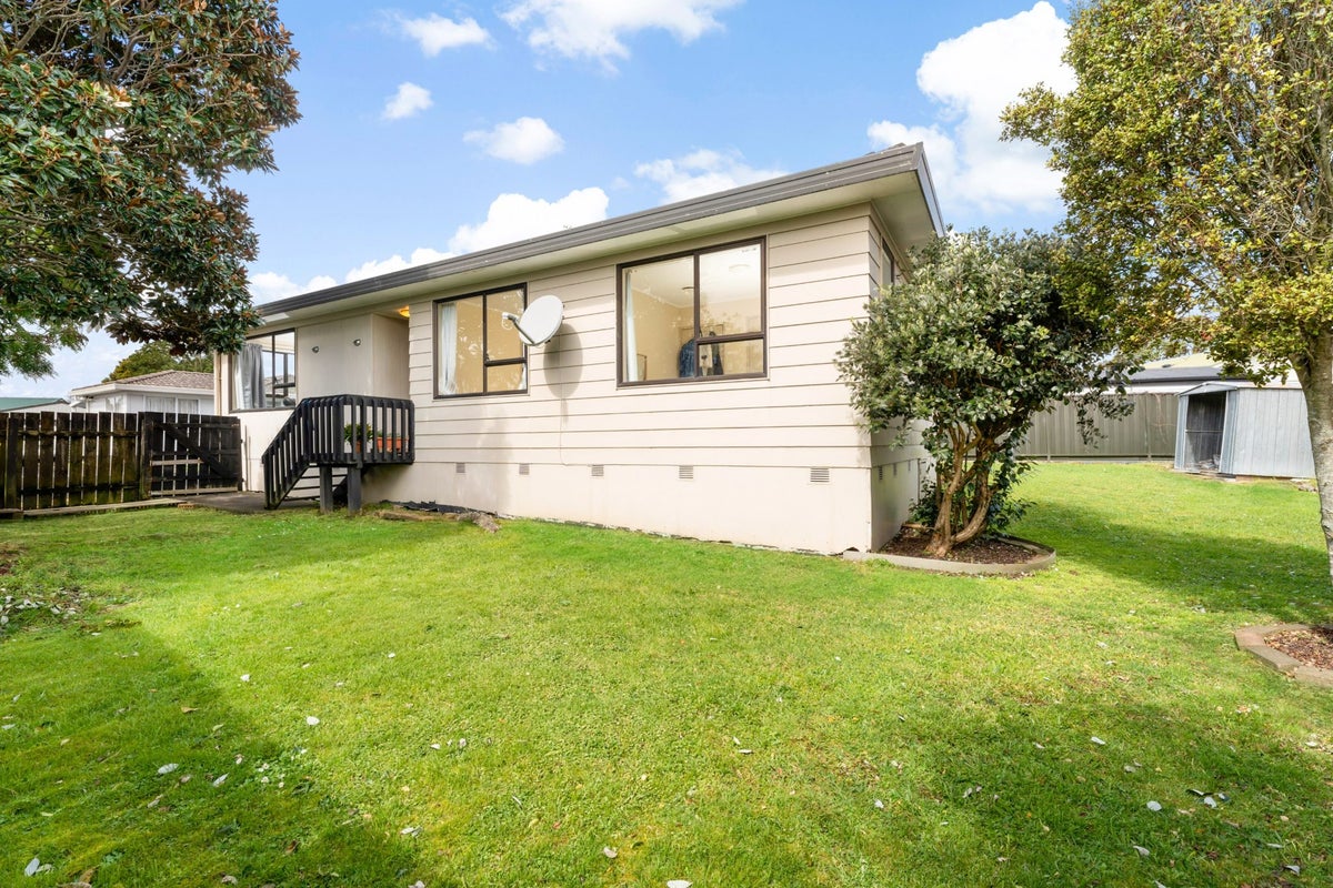 7 Elisa Lane, Ranui, Auckland - Carousel 1