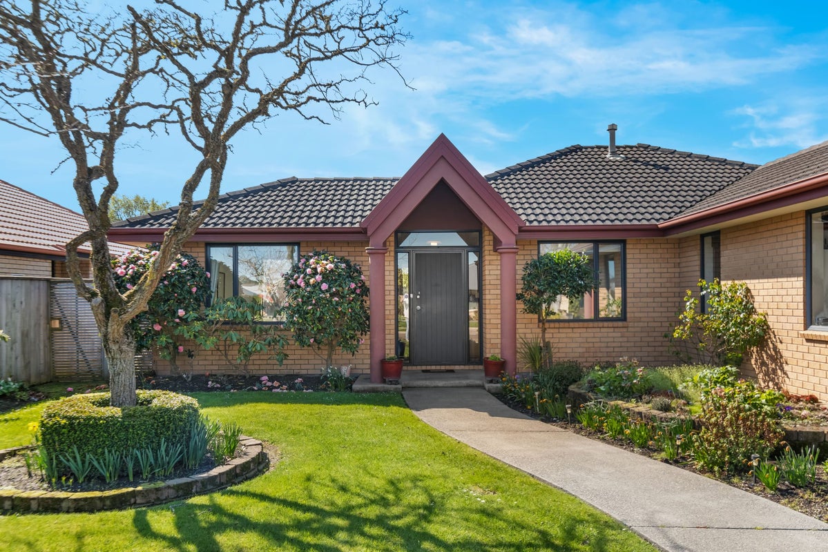21 Richard Seddon Drive, Northwood, Christchurch - Carousel 2