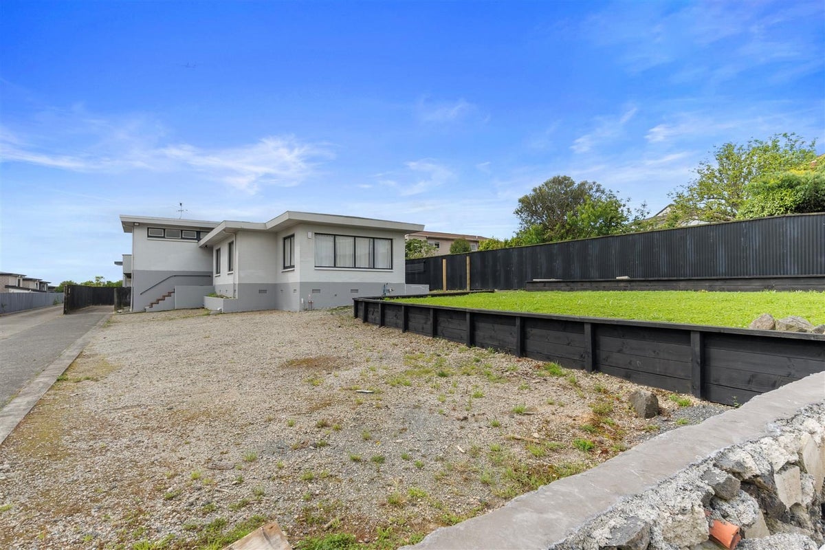 46 Redoubt Road, Goodwood Heights, Auckland - Carousel 10