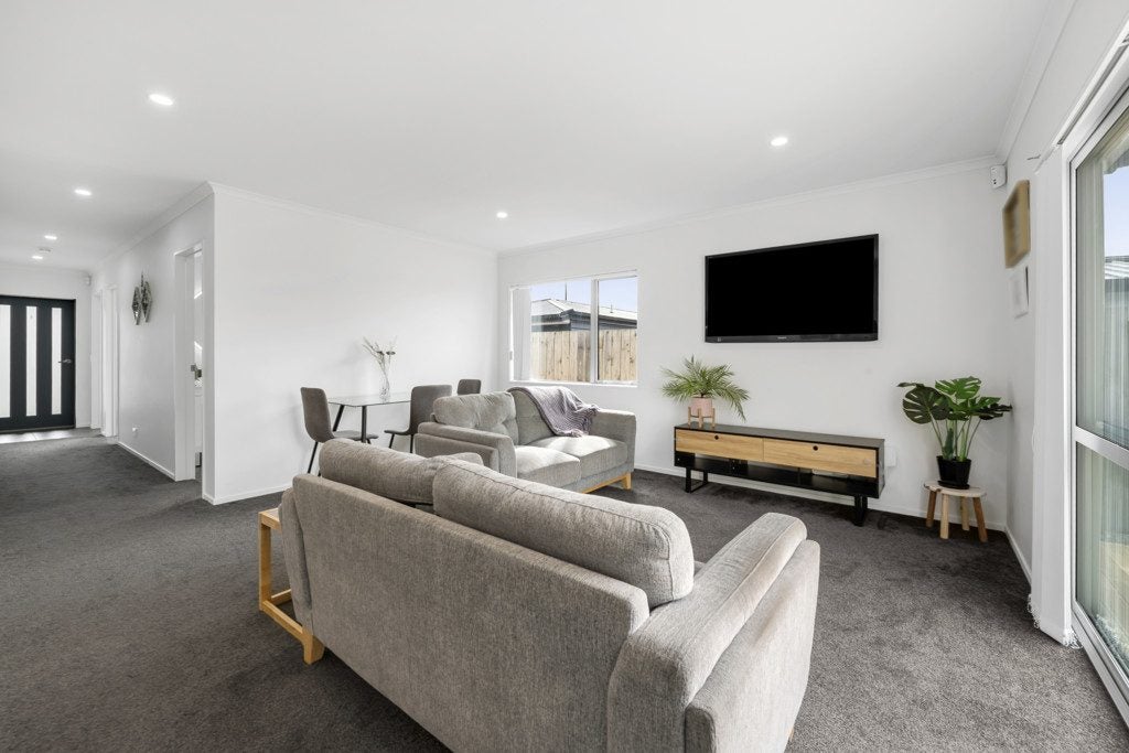4 Mokopapa Street, Takanini, Auckland - Carousel 23