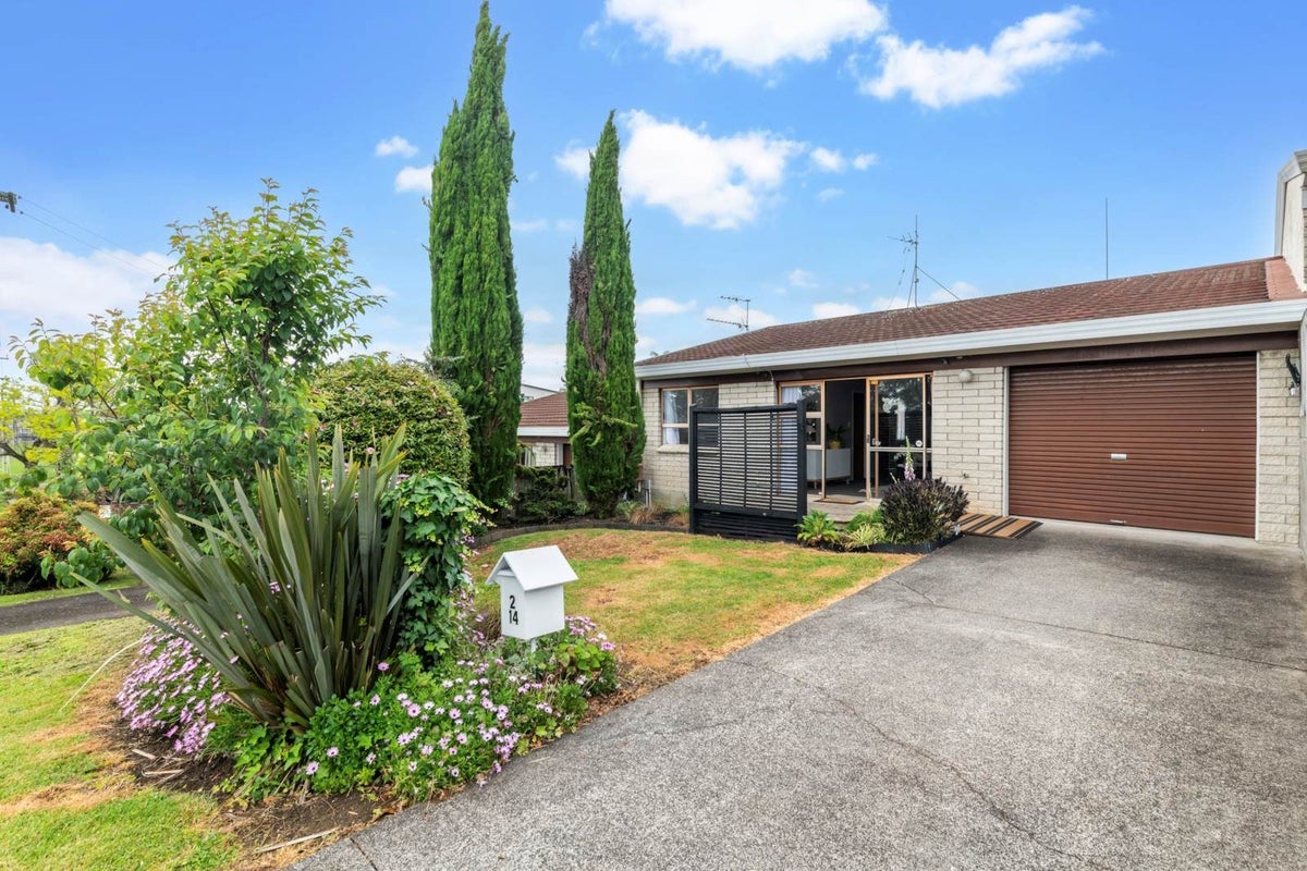 2/14 Menary Street, Papakura, Papakura, Auckland - Carousel 13