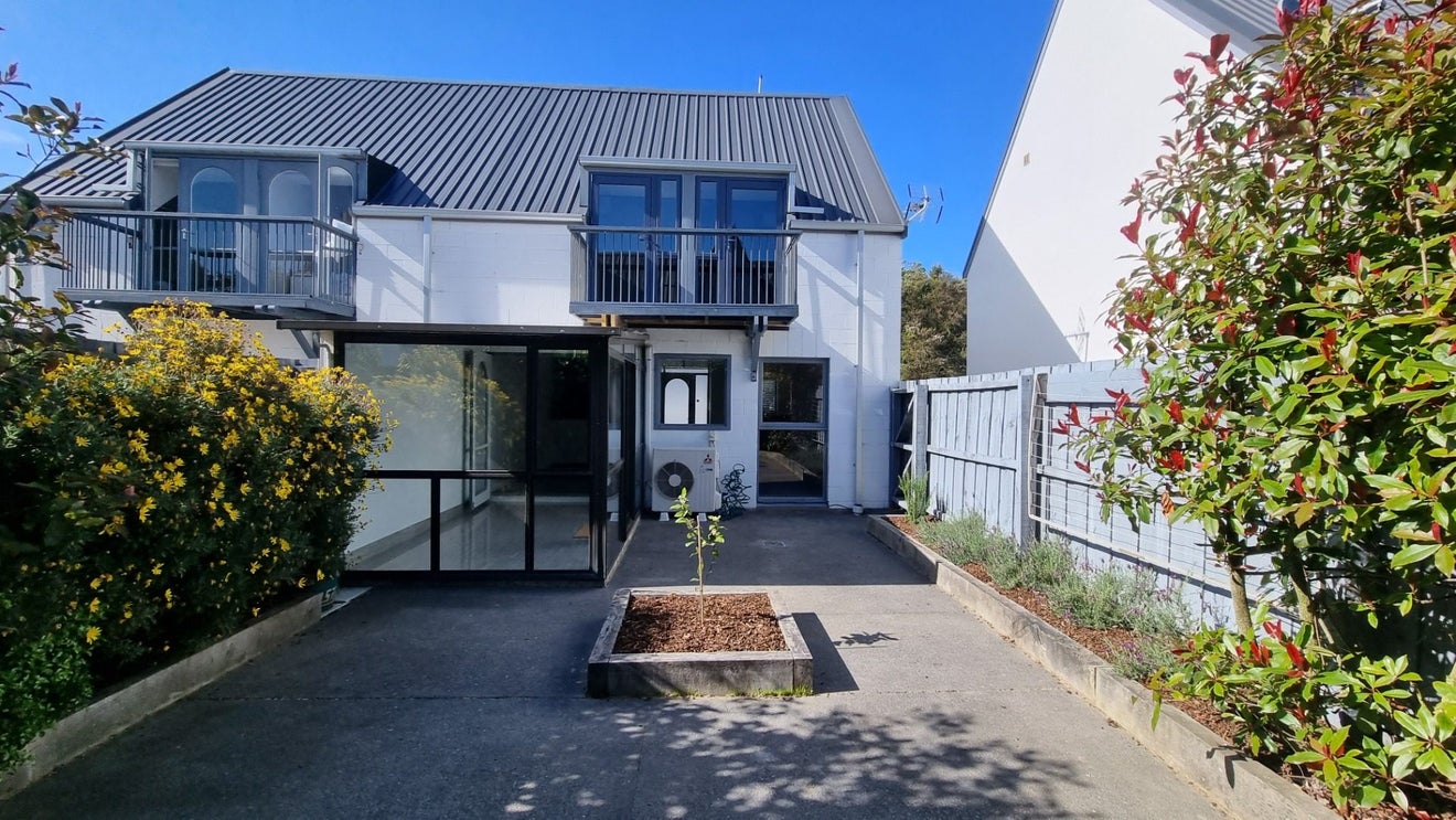 6/27 Cornwall Street, St Albans, Christchurch - Carousel 13
