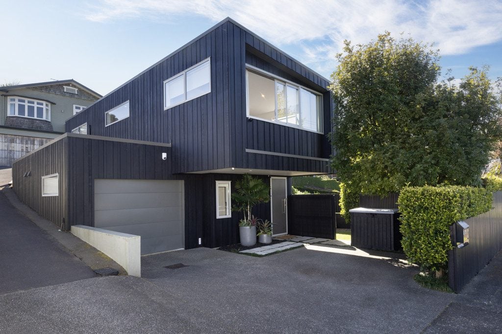1/67 Athens Road, Onehunga, Auckland - Carousel 1