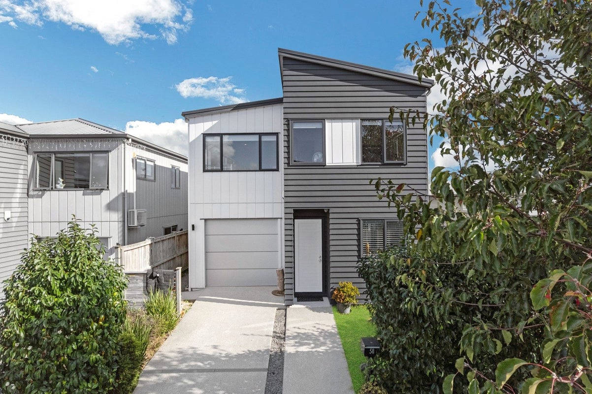 58 Exmoor Road, Karaka, Papakura - Carousel 2