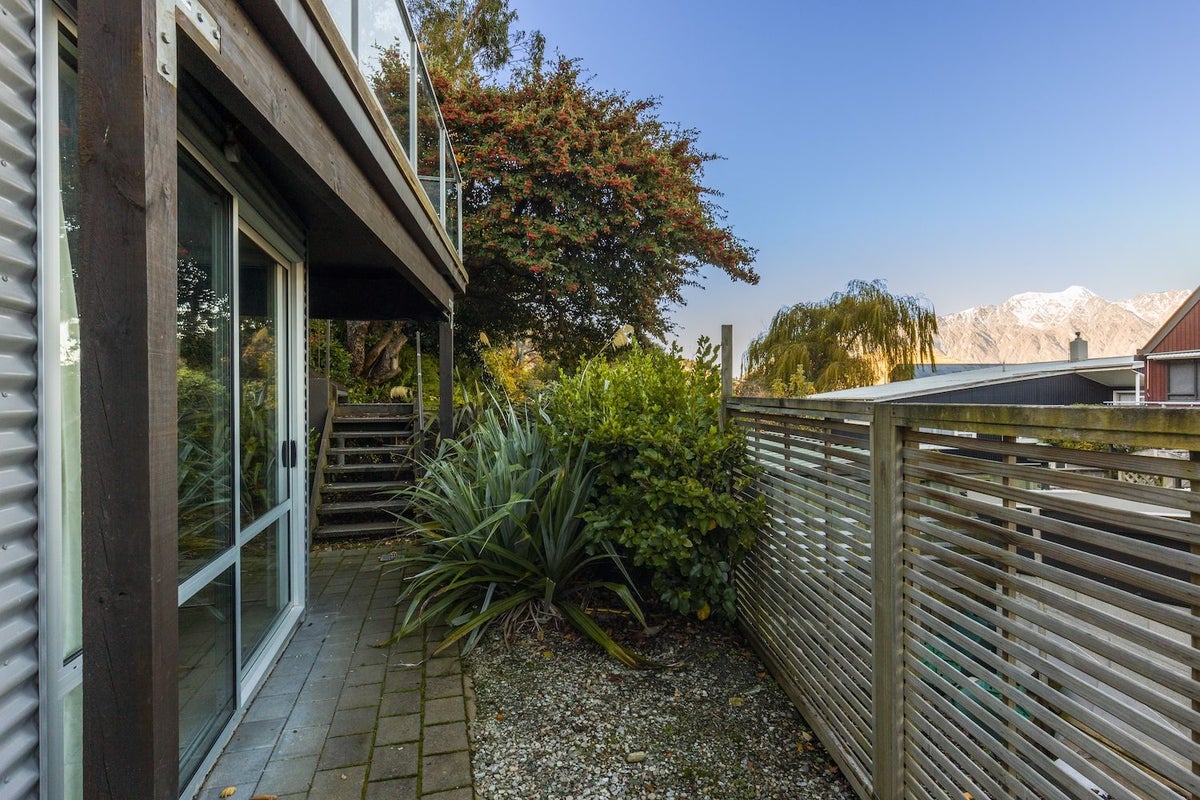 32D Lomond Crescent, Queenstown, Queenstown - Carousel 13