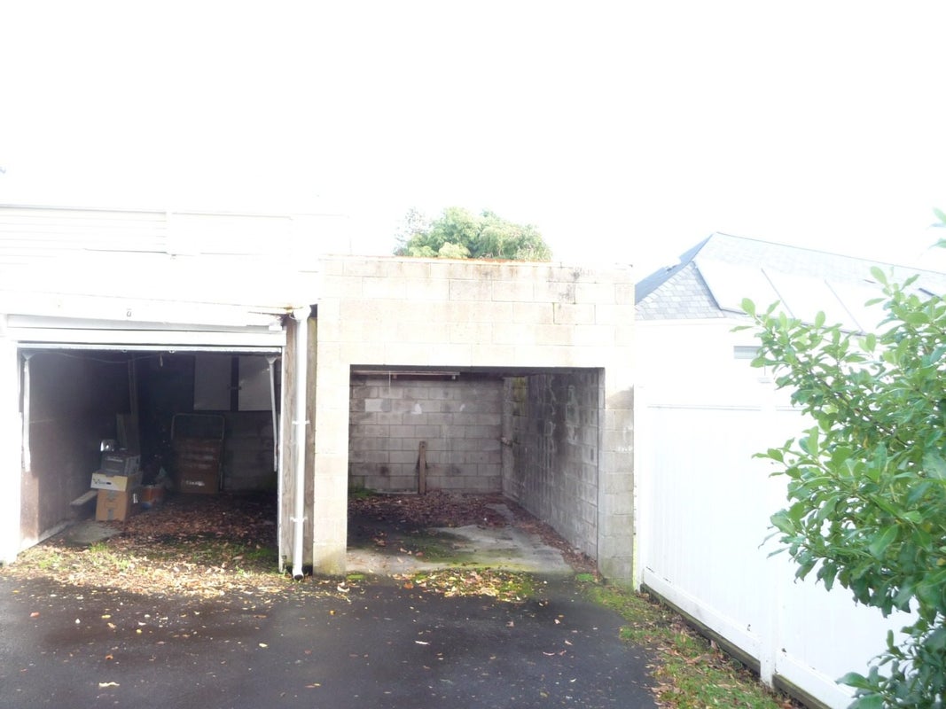 1/1 Ruapehu Street, Mount Eden, Auckland - Carousel 17