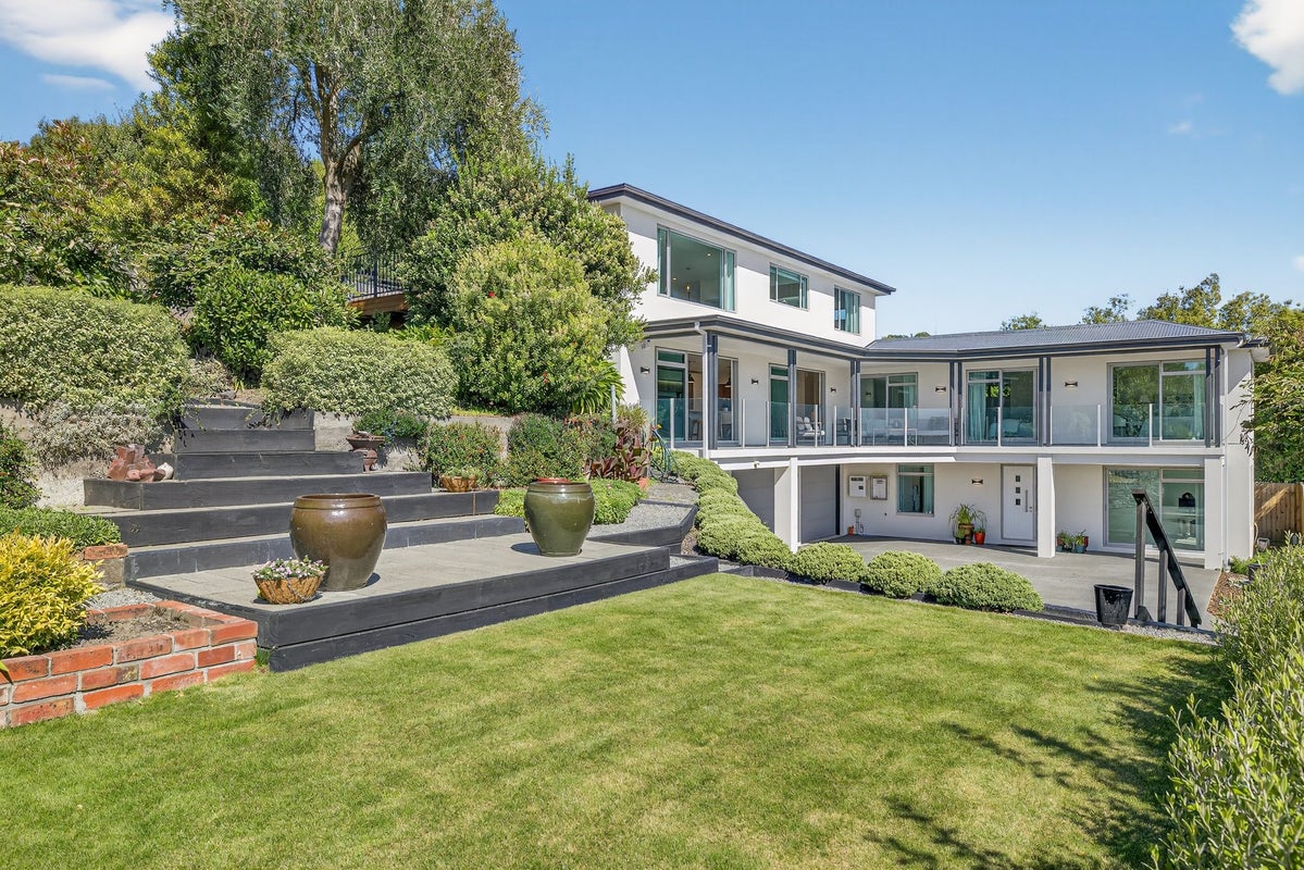 124A Centaurus Road, Huntsbury, Christchurch - Carousel 1