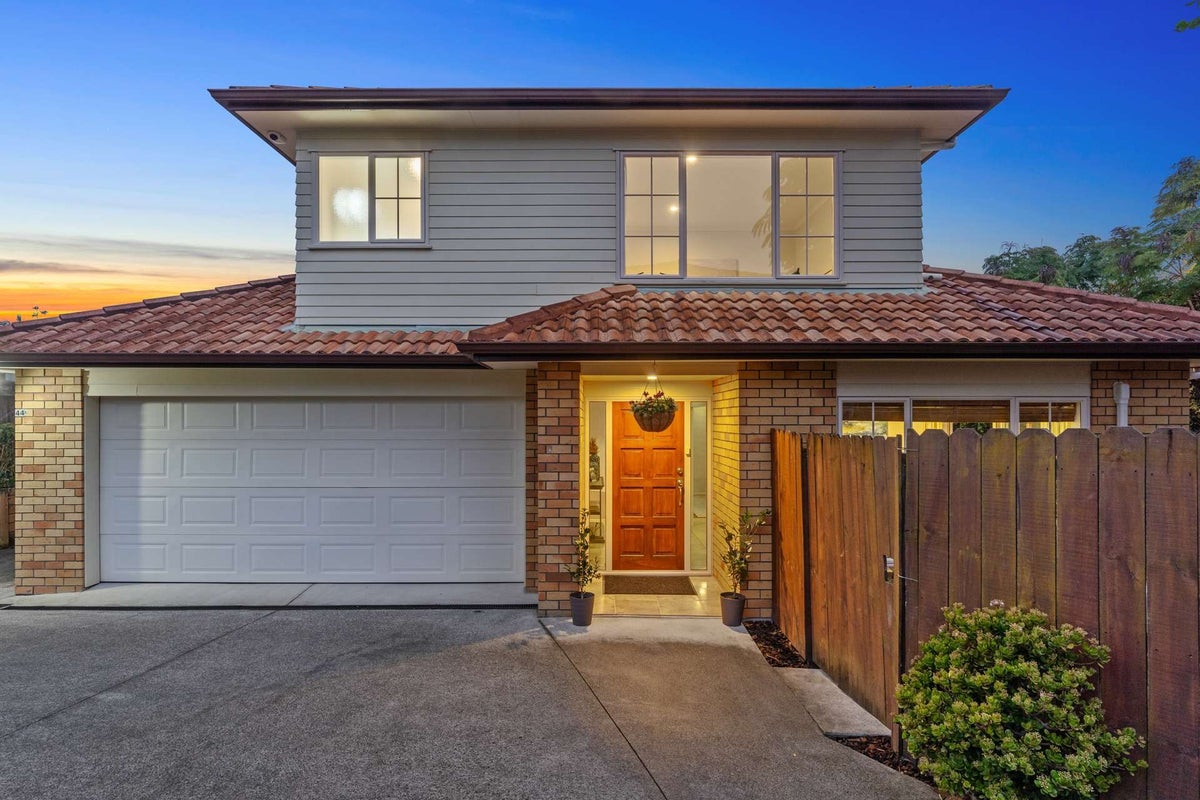 44A Rodney Street, Howick, Auckland - Carousel 1
