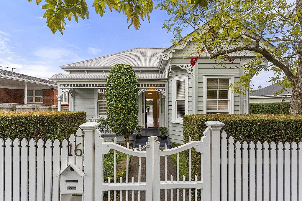 16 Milton Road, Mount Eden, Auckland - Carousel 1