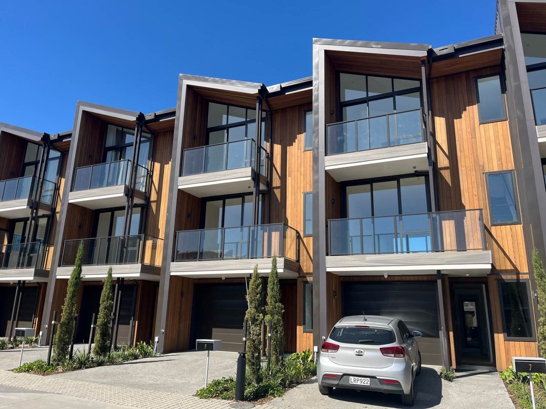 7 Amber Glen, Albany, Auckland - Carousel 1