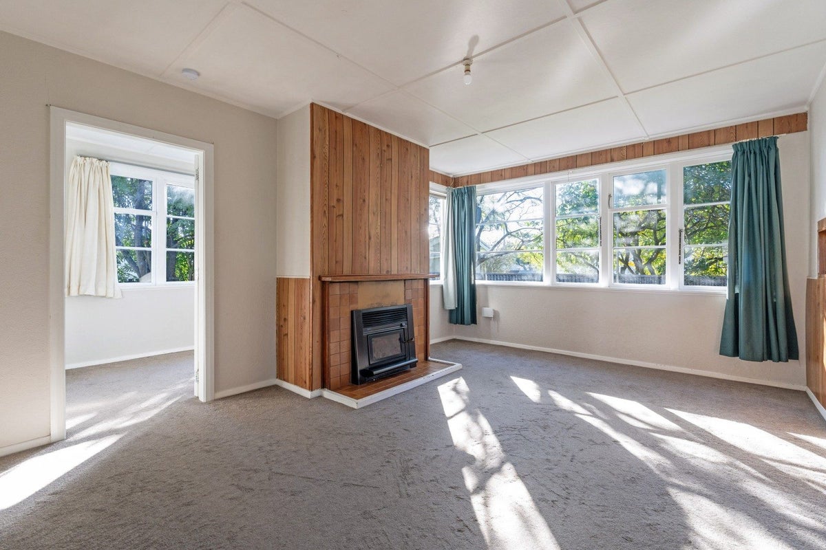 2 Abbott Street, Te Hapara, Gisborne - Carousel 2