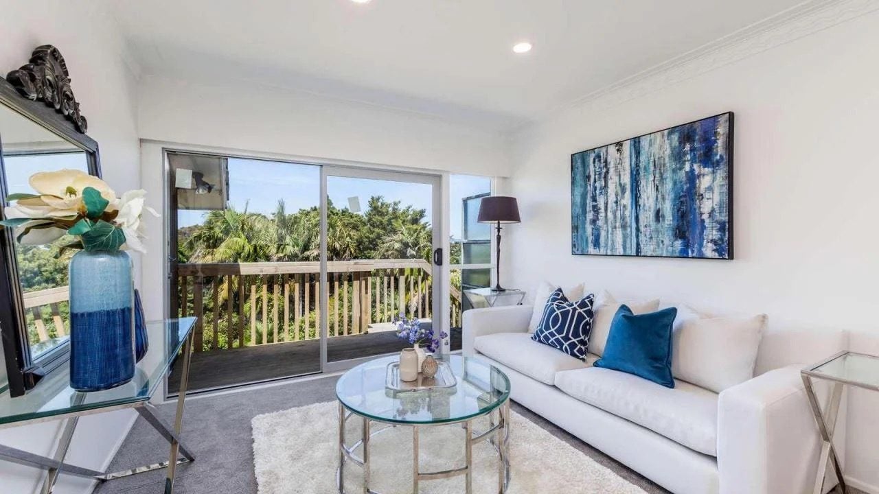 2/18 Fowler Street, Northcote, Auckland - Carousel 2