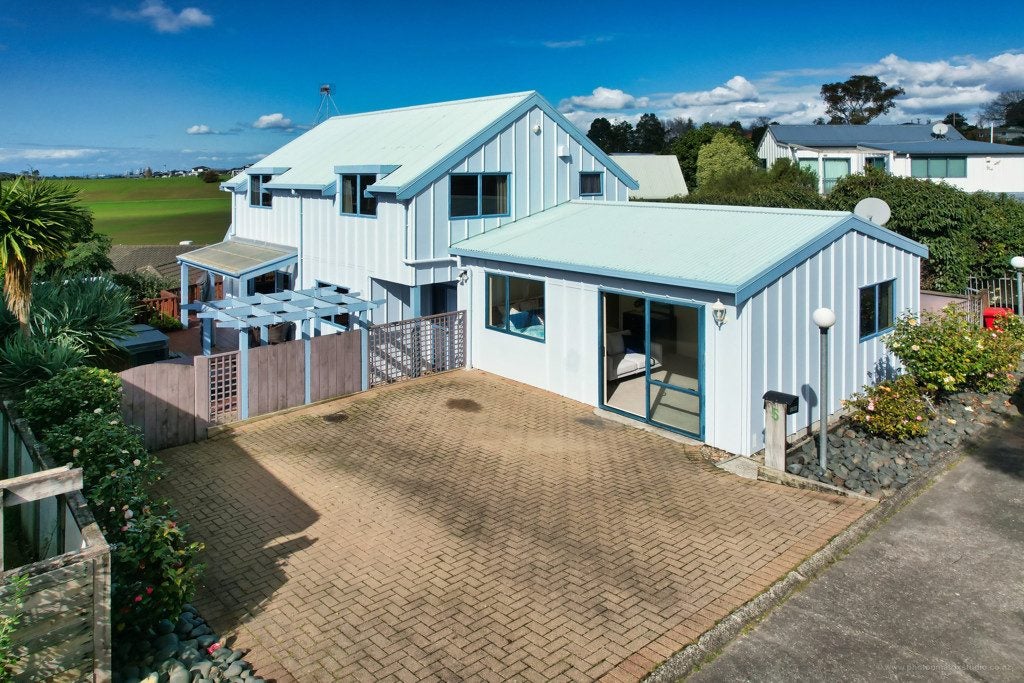 5/485 Don Buck Road, Massey, Auckland - Carousel 2