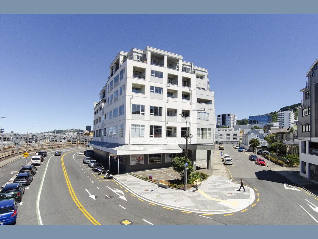 304/107 Thorndon QUAY, THORNDON, Wellington - Carousel 2