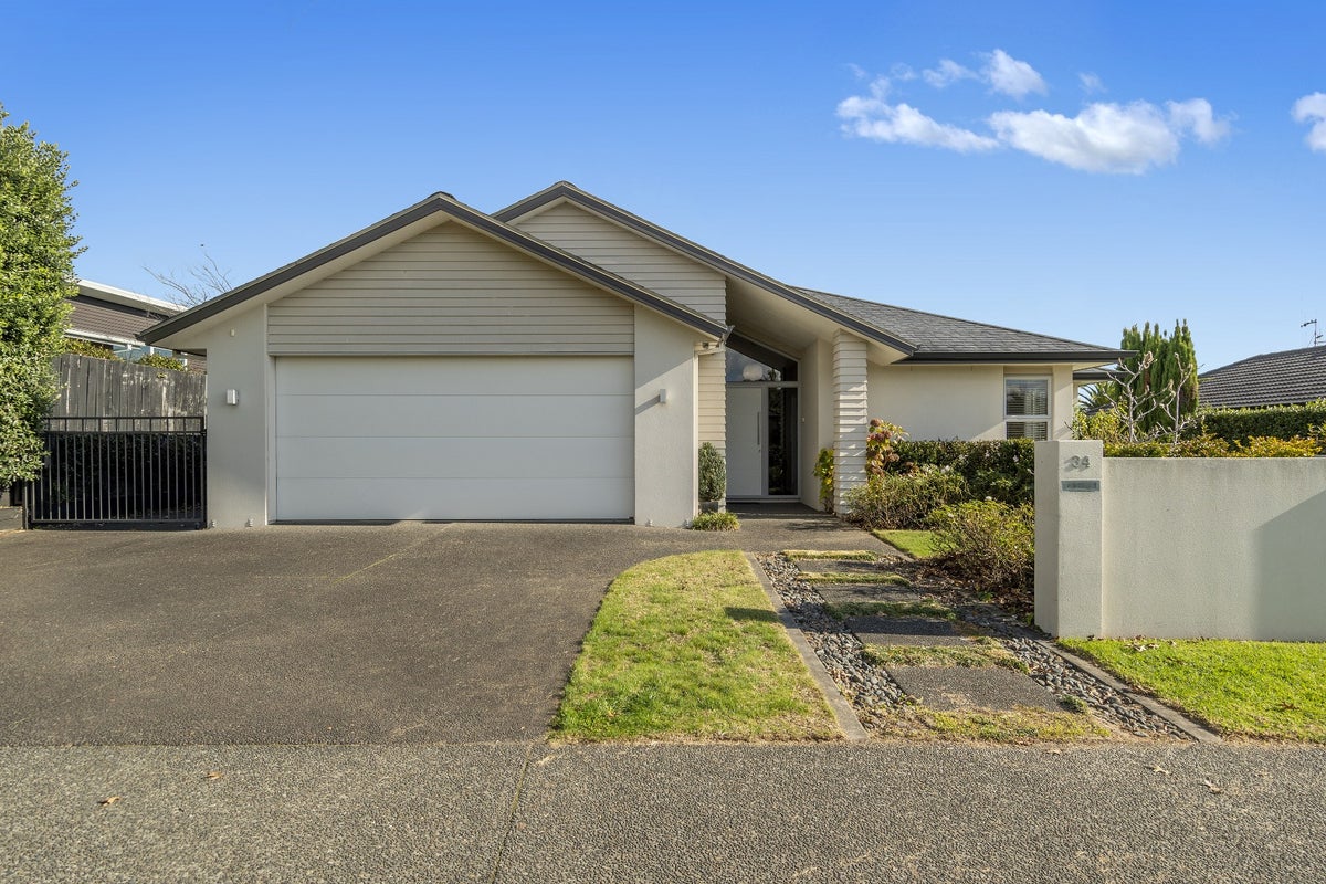 34 Chater Avenue, Bethlehem, Tauranga - Carousel 1