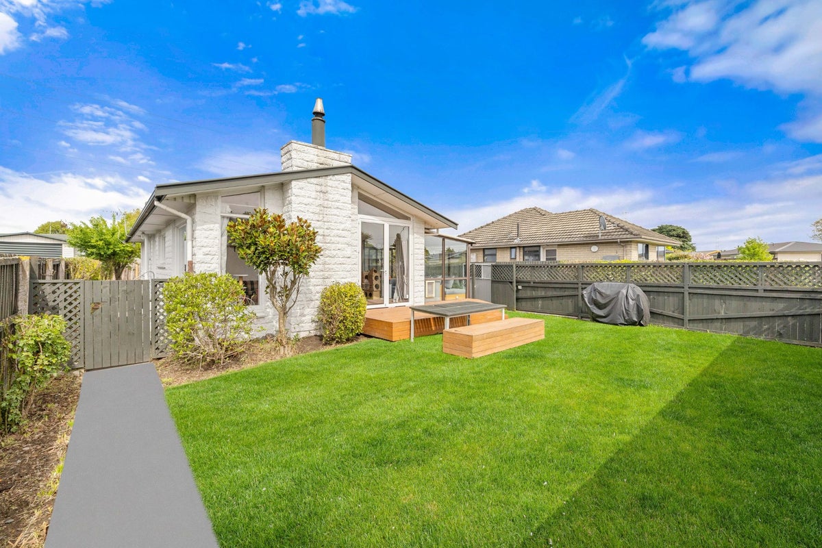 27 Rosamund Place, Halswell, Christchurch - Carousel 1