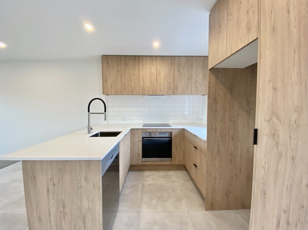5/314 Worcester Street, Linwood, Christchurch - Carousel 2