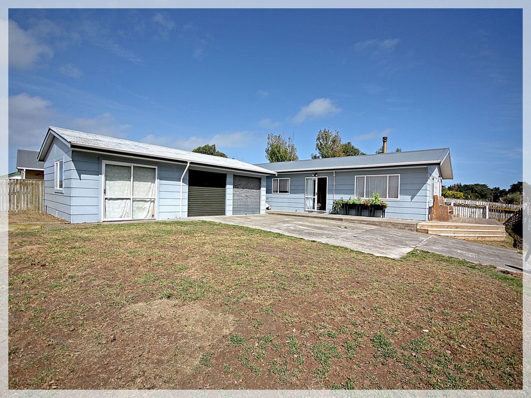 28 Cousins Avenue East, Foxton Beach, Foxton - Carousel 2