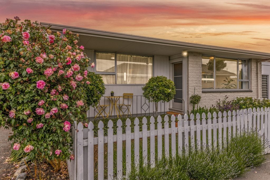 1/90 Springs Road, Hornby, Christchurch - Carousel 2