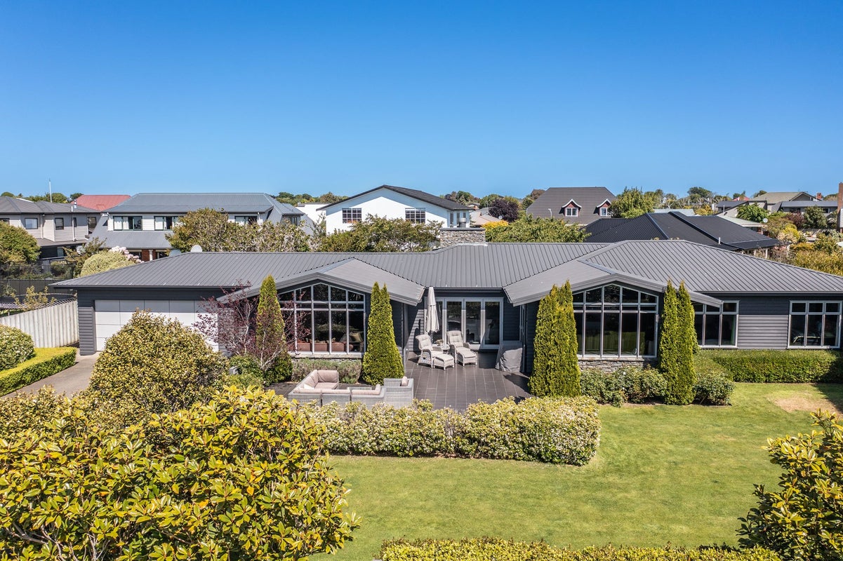 87 Rosewood Drive, Rosedale, Invercargill - Carousel 1