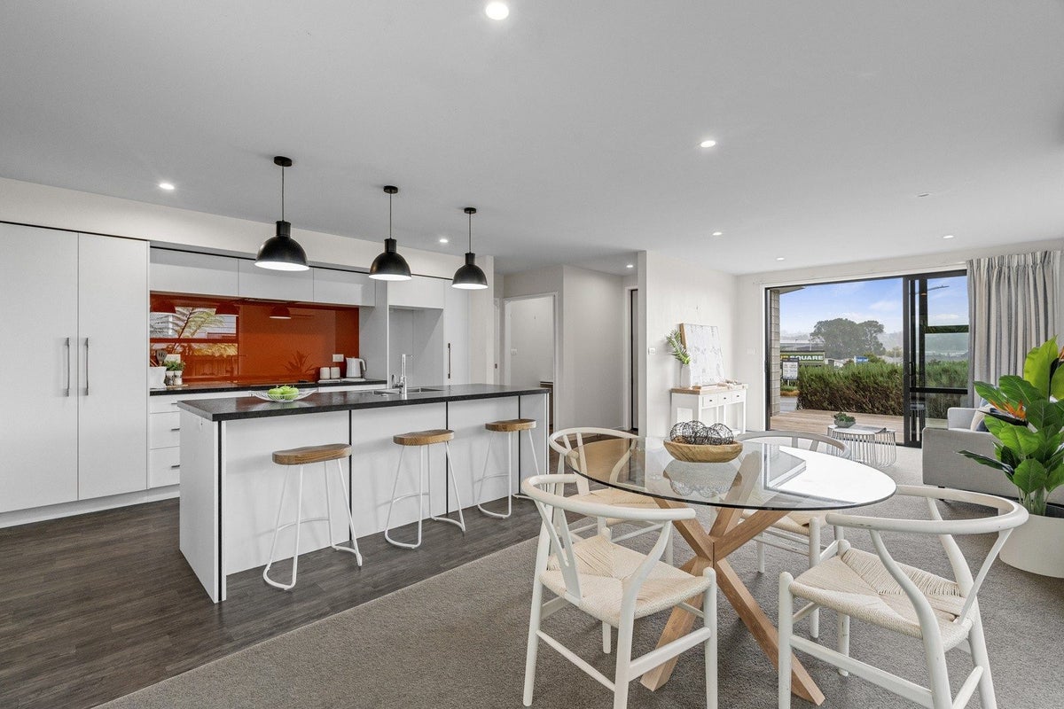 177 Lakes Boulevard, Pyes Pa, Tauranga - Carousel 2