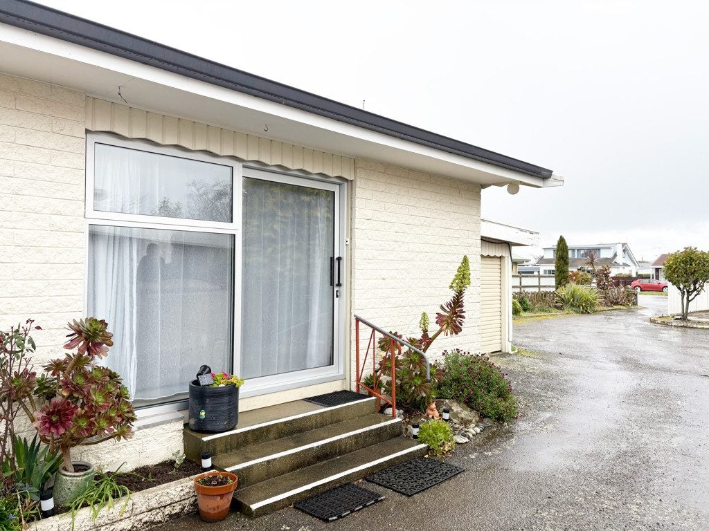 6/304 Herbert Street, Windsor, Invercargill - Carousel 1