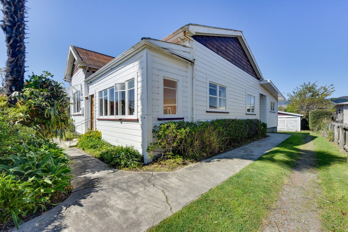12 Wainui Street, The Wood, Nelson - Carousel 1