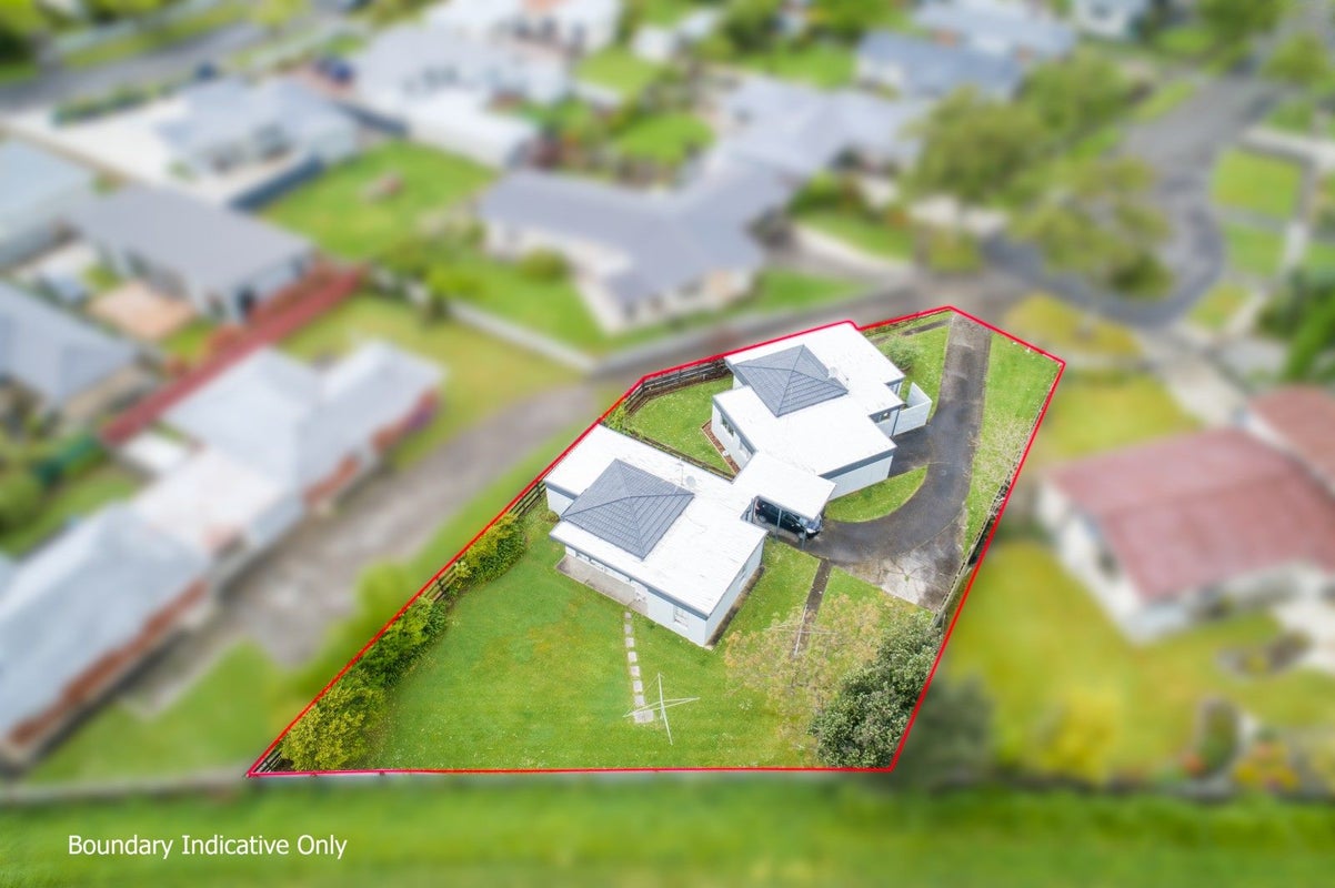9 Hollows Crescent, Takaro, Palmerston North, Manawatu / Whanganui - Carousel 1