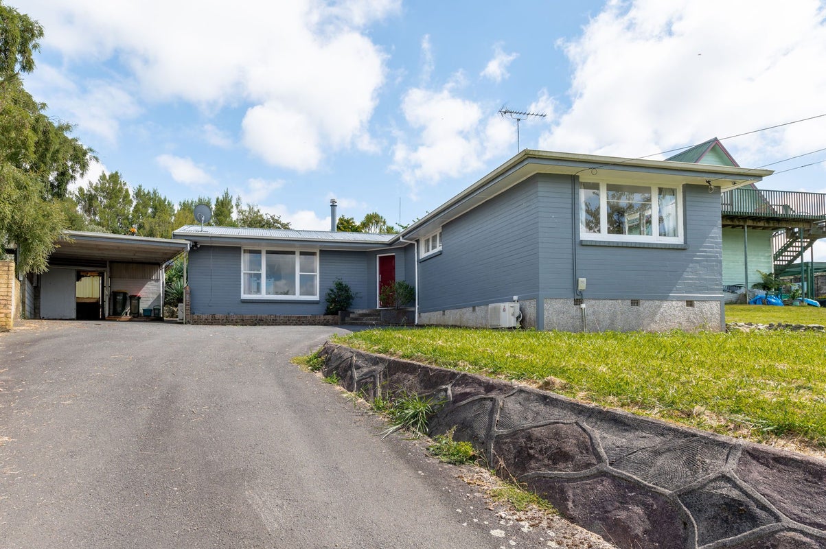 36 Gibson Road, Dinsdale, Hamilton - Carousel 1