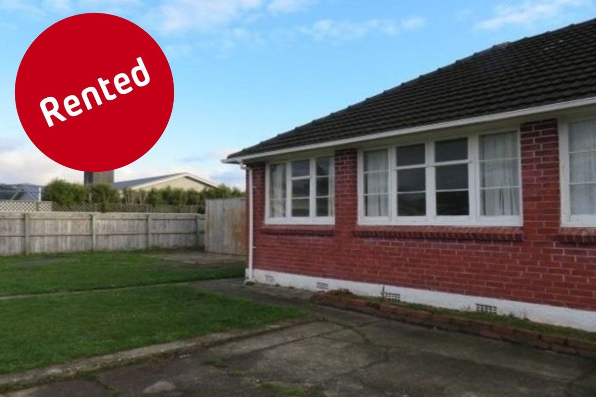 36 Ngata Grove, Trentham, Upper Hutt - Carousel 1