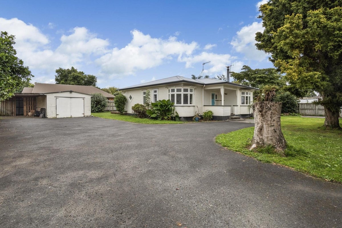 104 Arnold Street, Leamington, Cambridge - Carousel 1