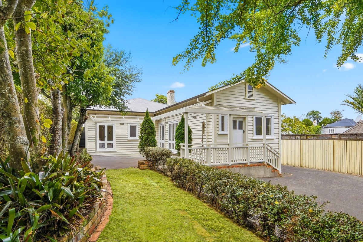 6 Lillington Road, Remuera, Auckland - Carousel 2