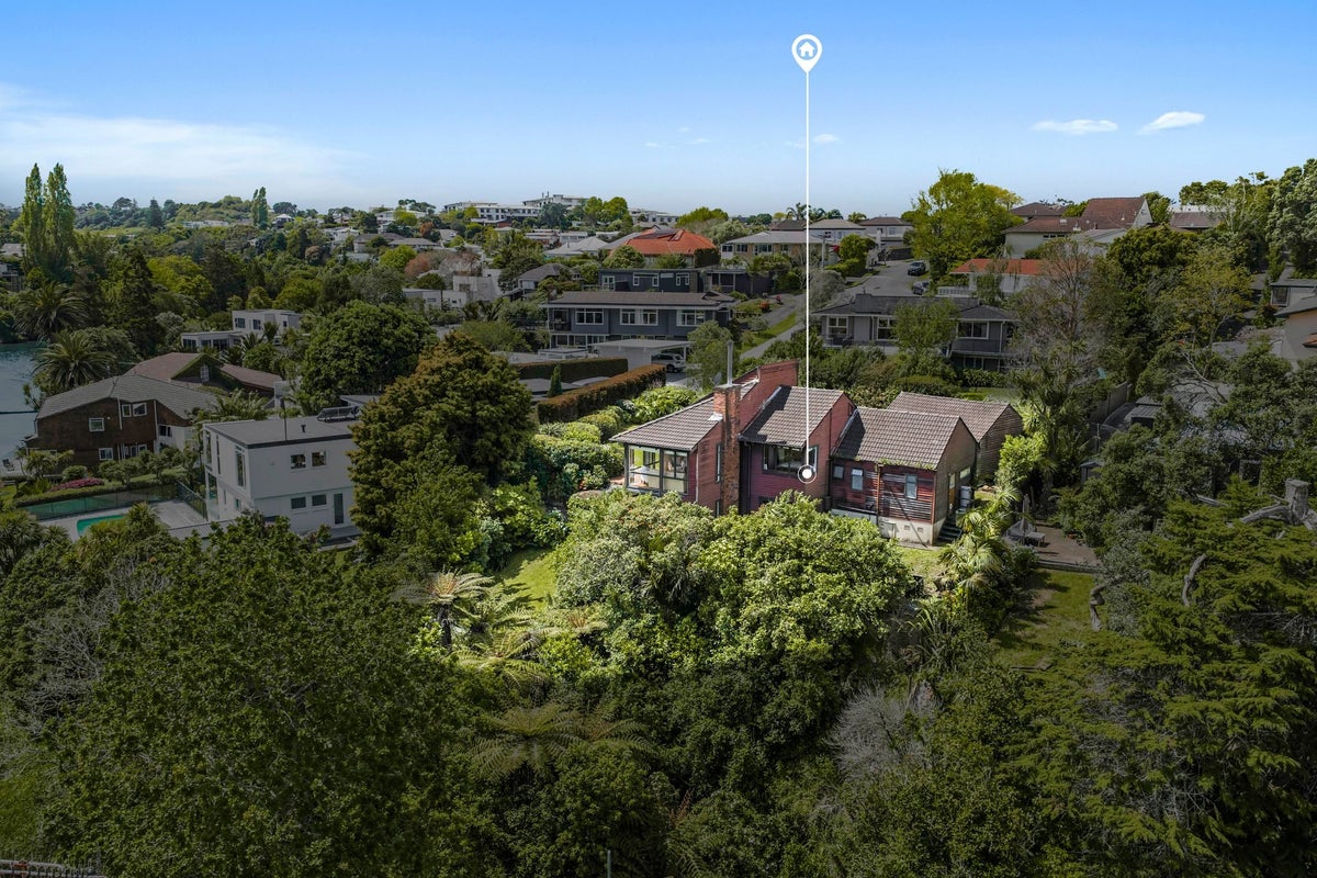 12 Dover Place, Remuera, Auckland - Carousel 1