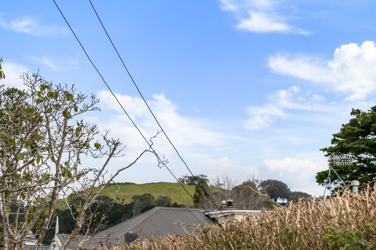 7 Epsom Avenue, Epsom, Auckland - Carousel 23