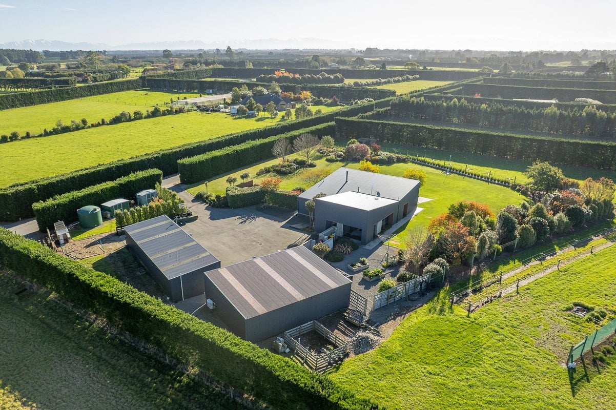 4/186 Knights Road, Christchurch - Carousel 32