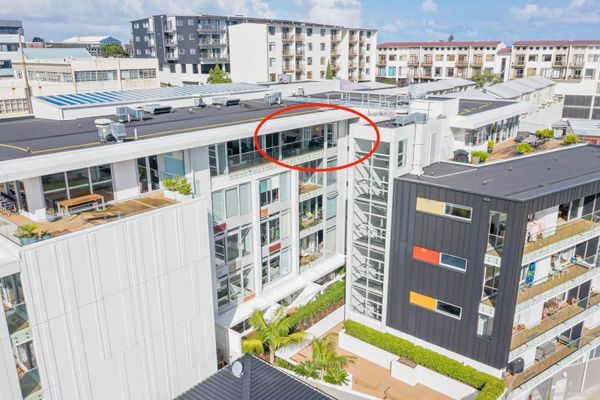 505/15 Rendall Place, Eden Terrace, Auckland - Carousel 2