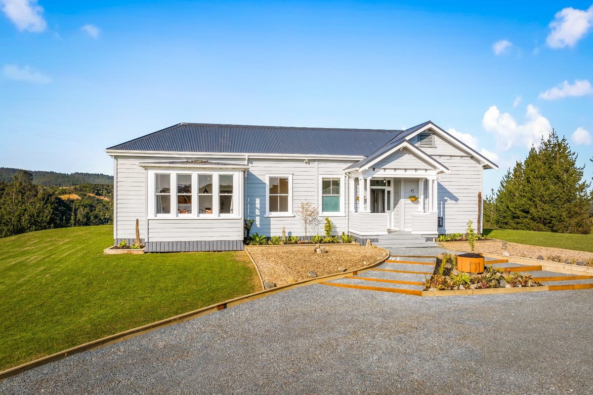 41 J Tolhopf Road, Puhoi, Warkworth - Carousel 1