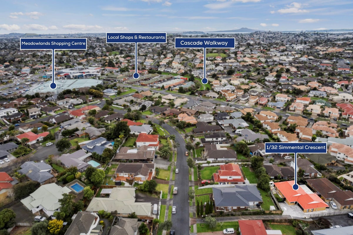 1/32 Simmental Crescent, Somerville, Manukau - Carousel 32