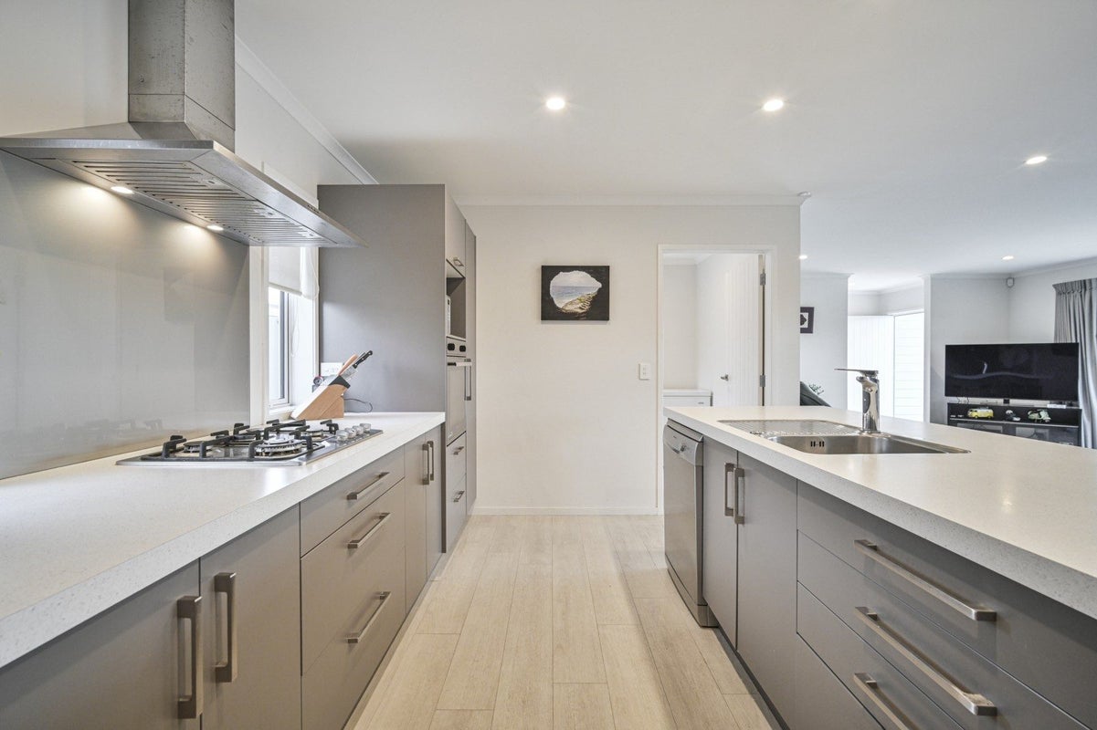 902 Florence Street, Raureka, Hastings - Carousel 1