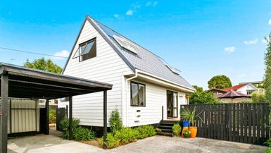 7A Carlton Street, Hillsborough, Auckland - Carousel 1