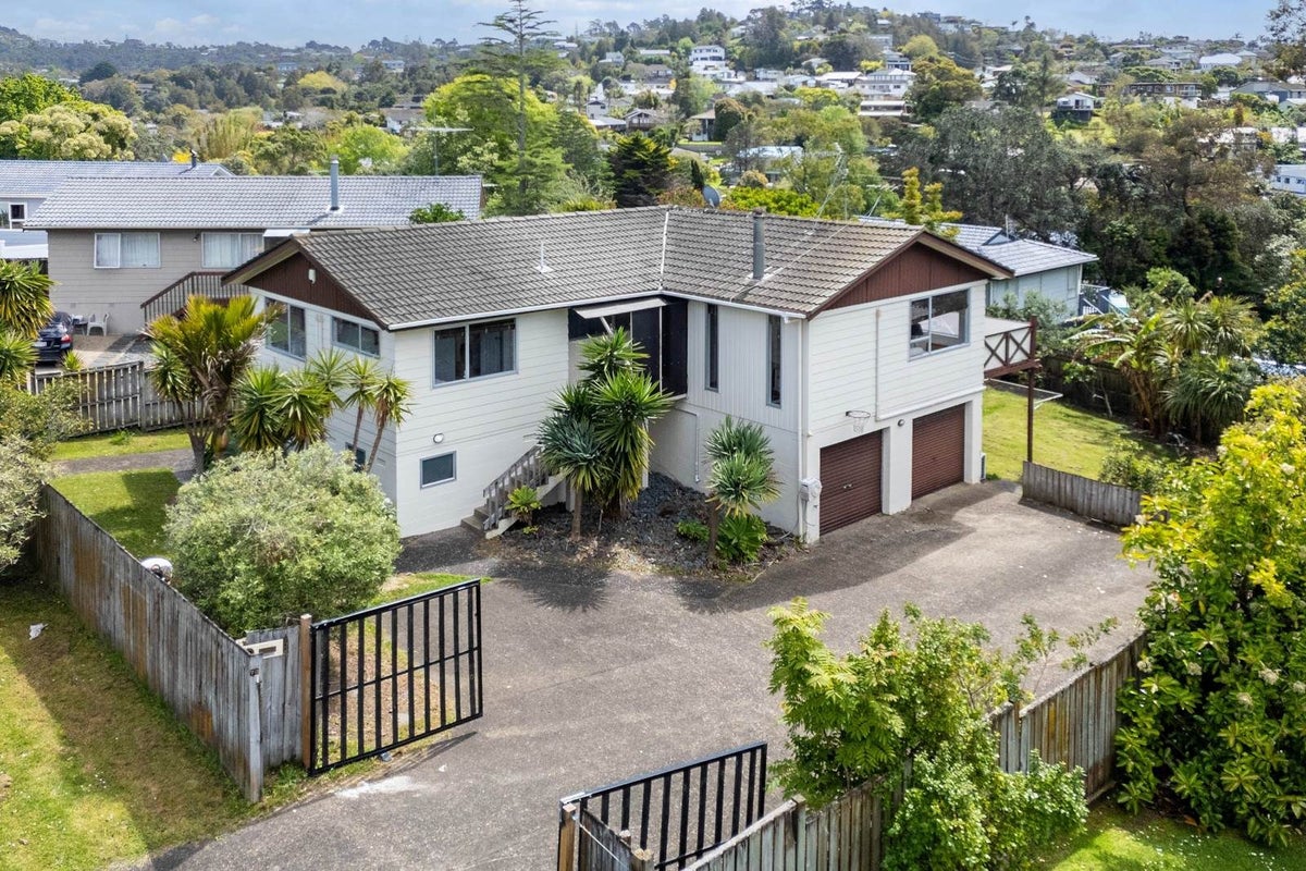 73 Awaruku Road, Torbay, Auckland - Carousel 22