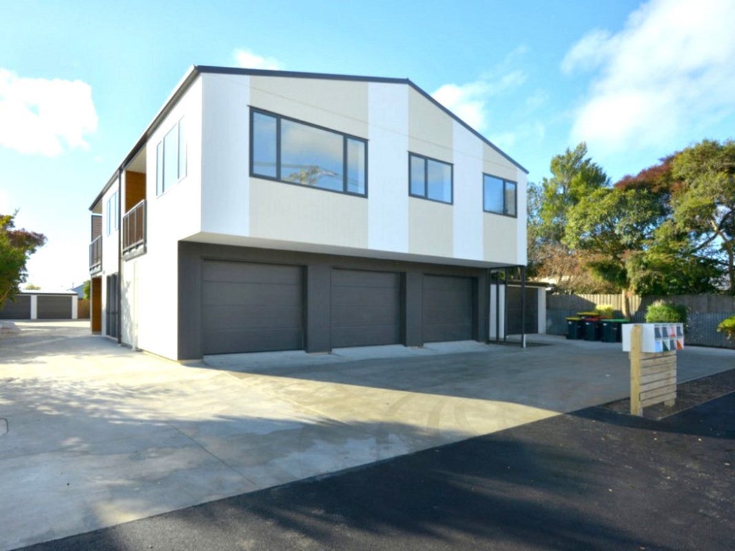 2/31 Buffon Street, Waltham, Christchurch - Carousel 1