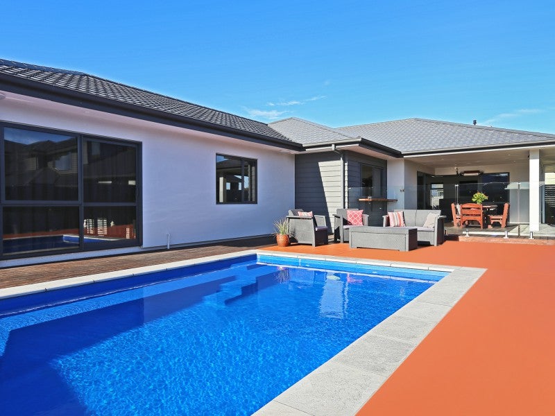 20 Aspiring Drive, Poraiti, Napier - Carousel 1