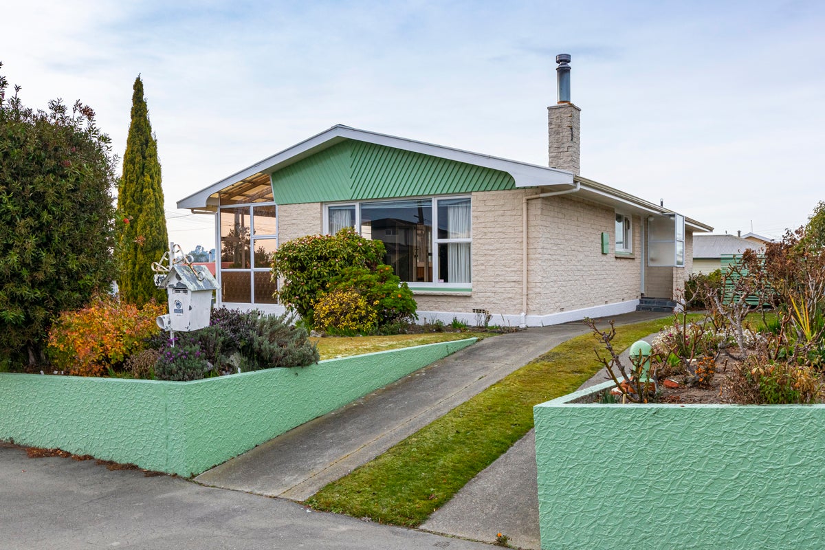 48 Kauri Street, Highfield, Timaru - Carousel 1