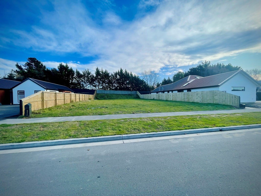 21 Roys Street, Marshland, Christchurch - Carousel 1