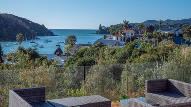 8 Ranginui Street, Mangonui, Mangonui - Carousel 1