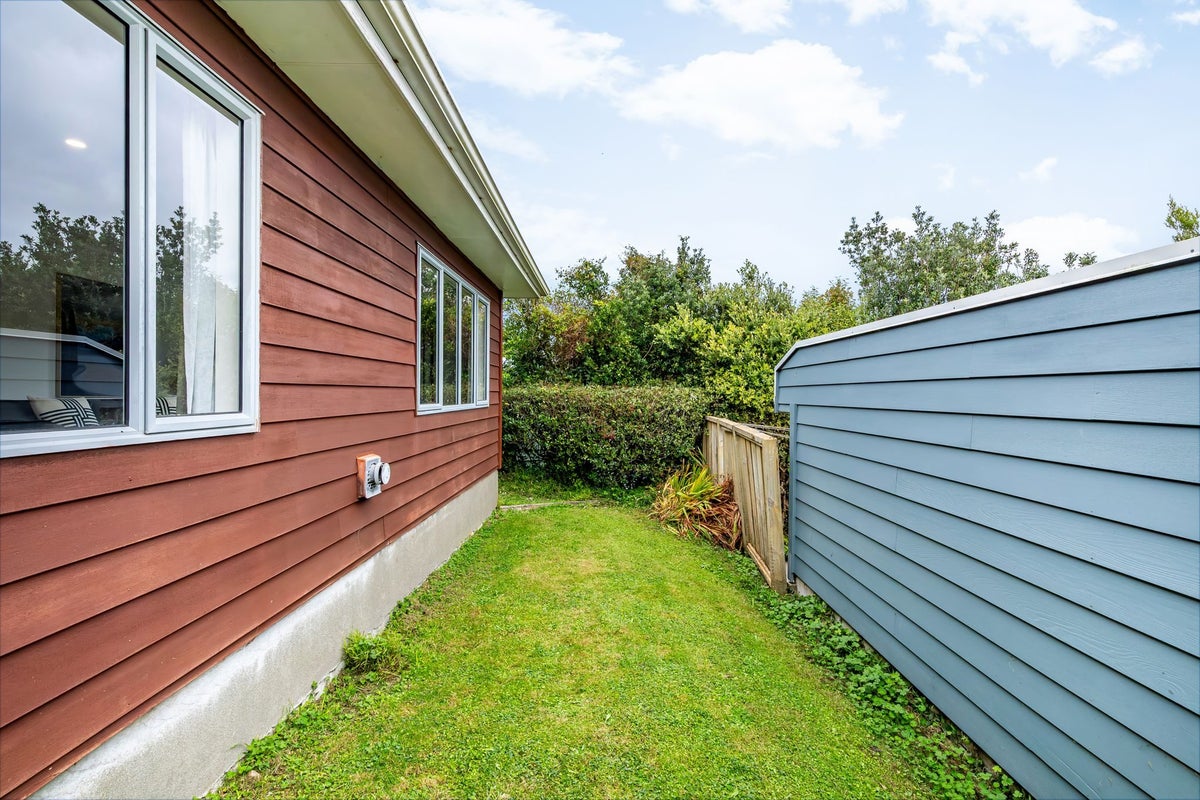54B Fraser Avenue, Johnsonville, Wellington - Carousel 17