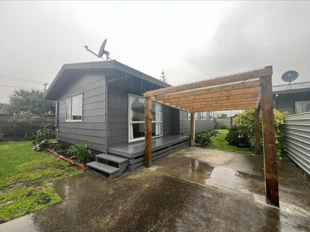 14A Carson Street, Castlecliff, Whanganui - Carousel 1