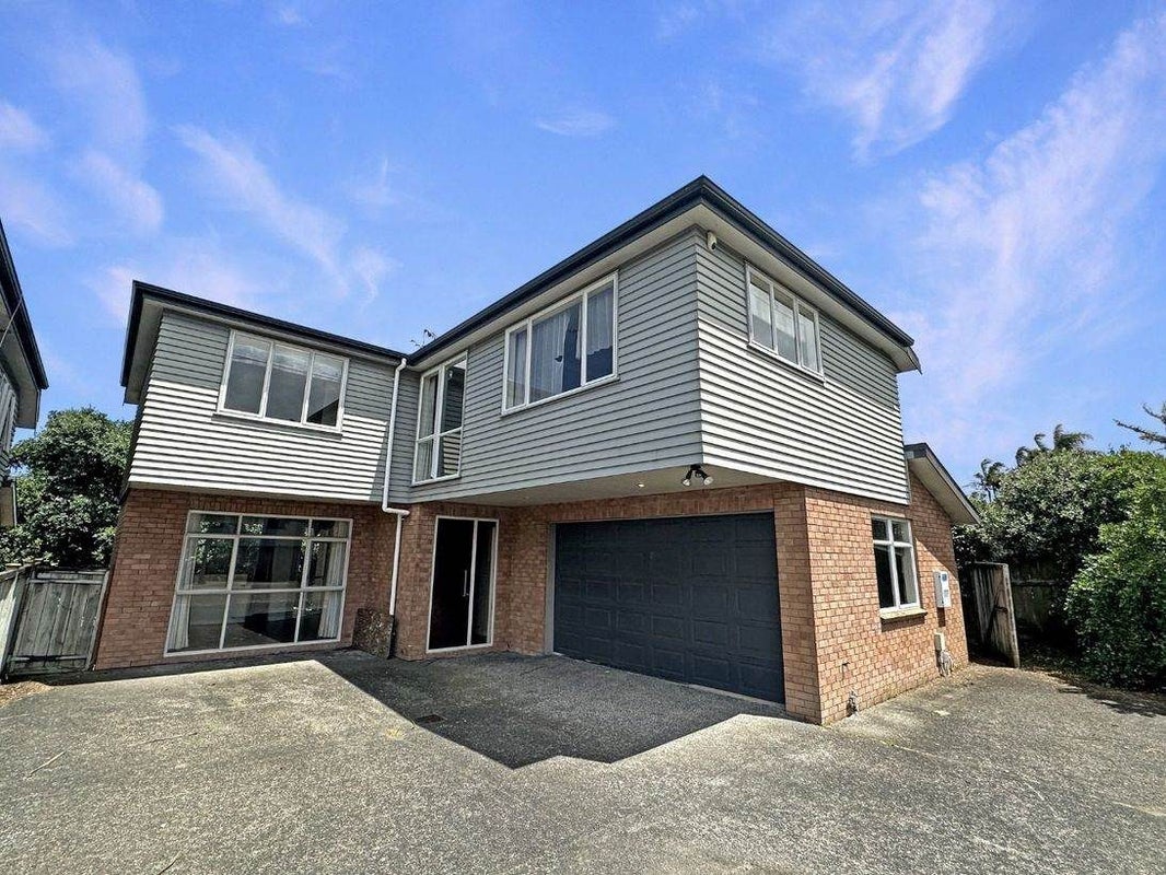 30B Haughey Avenue, Three Kings, Auckland - Carousel 1